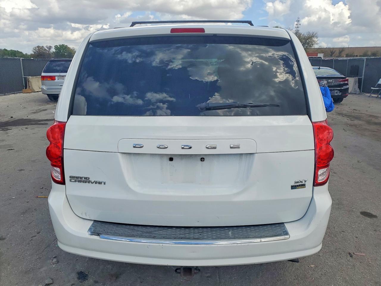 2015 Dodge Grand Caravan sxt