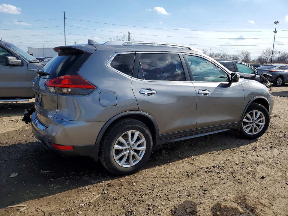 2020 Nissan Rogue sv
