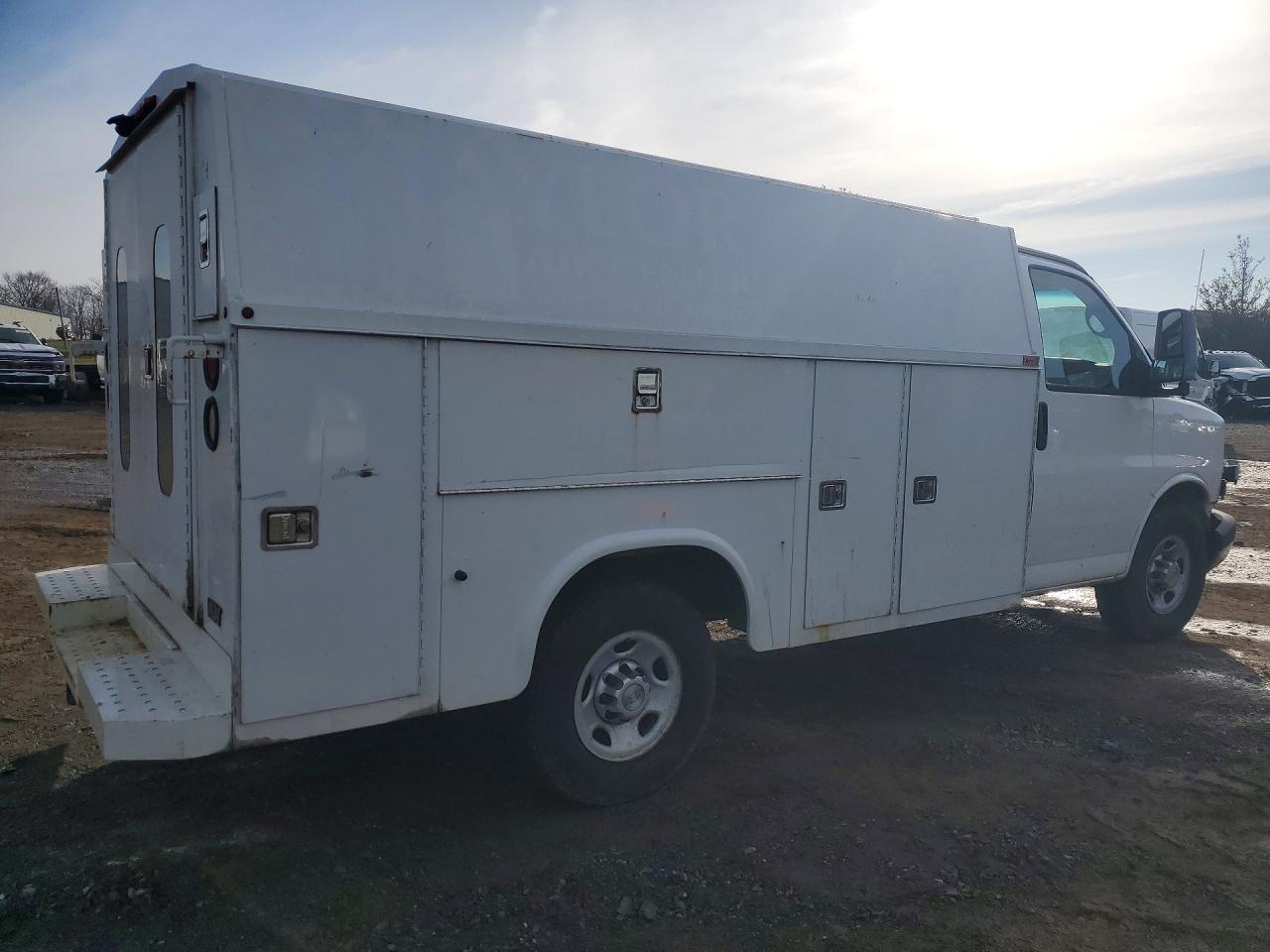 2012 Chev Rolet Express Utility / Service Truck