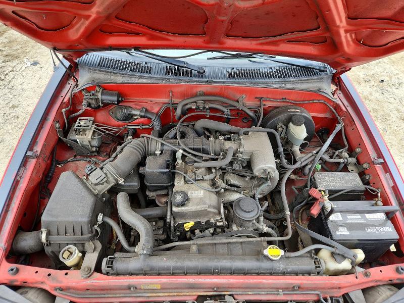 2004 Toyota Tacoma Base