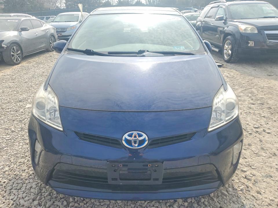 2014 Toyota Prius Three