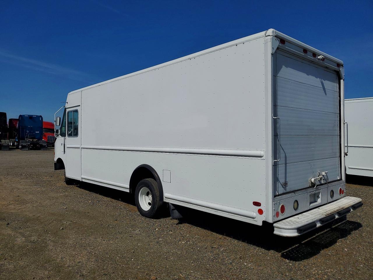 2010 Ford E450 Delivery Truck