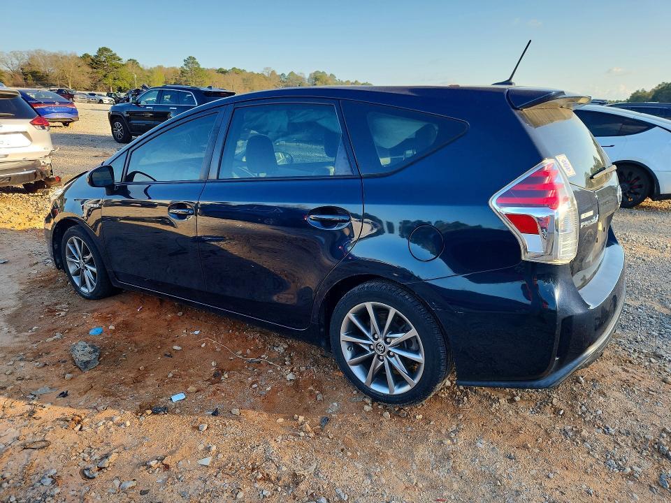 2017 Toyota Prius v Five