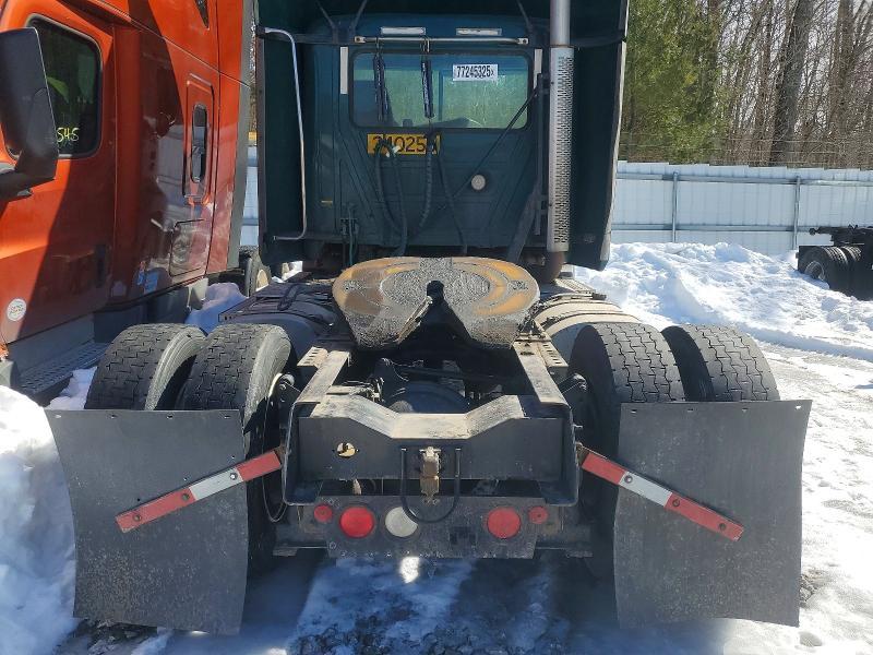 2015 Mack CX612 Semi Truck