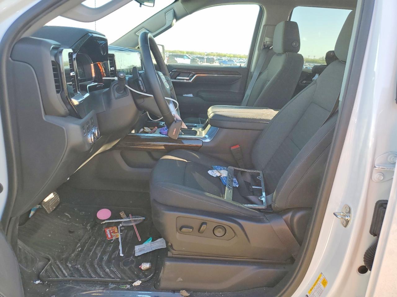 2024 GMC Sierra K1500 Elevation