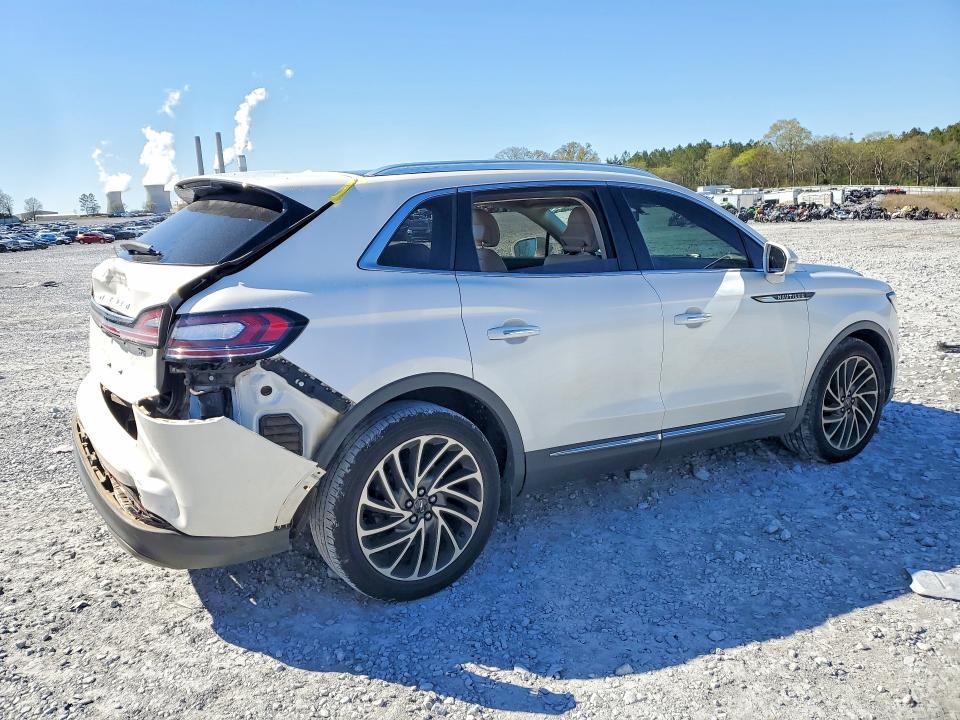 2019 Lincoln Nautilus Reserve