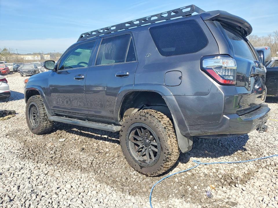 2016 Toyota 4runner SR5