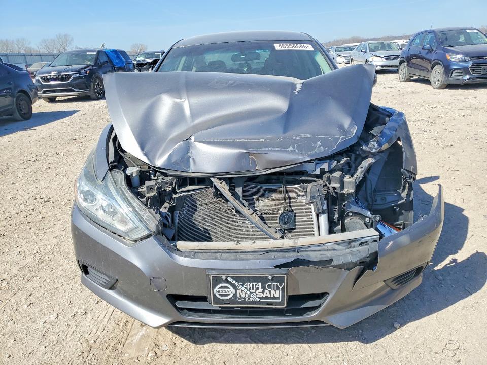 2017 Niss Altima 2.5