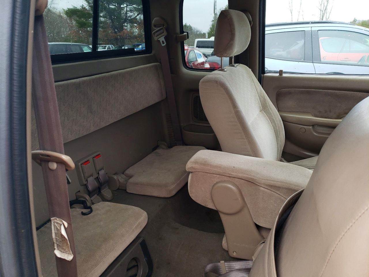 2003 Toyota Tacoma Base