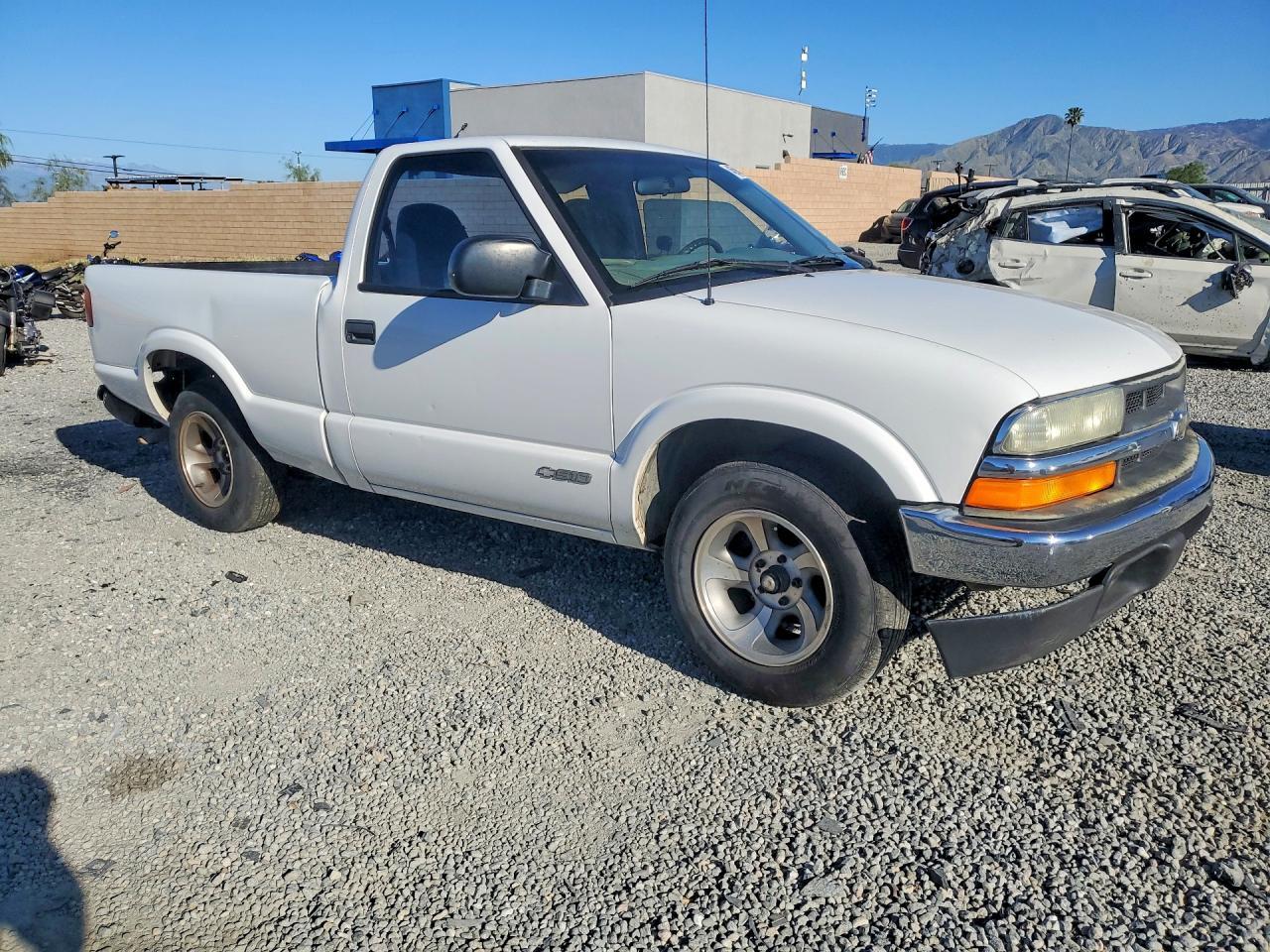 2001 Chevrolet S Truck S10