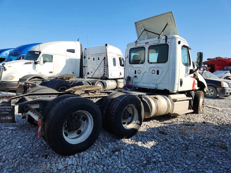 2019 Freigliner 2019 Freightliner Cascadia 125 Semi Truck