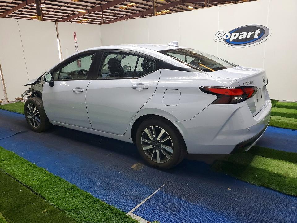 2024 Nissan Versa sv