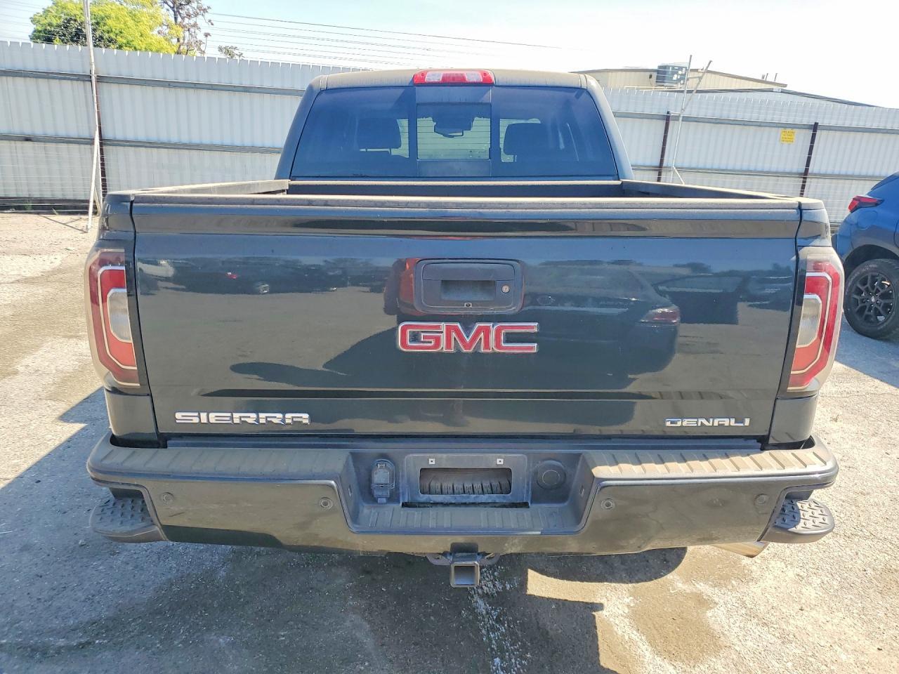 2018 GMC Sierra K1500 Denali