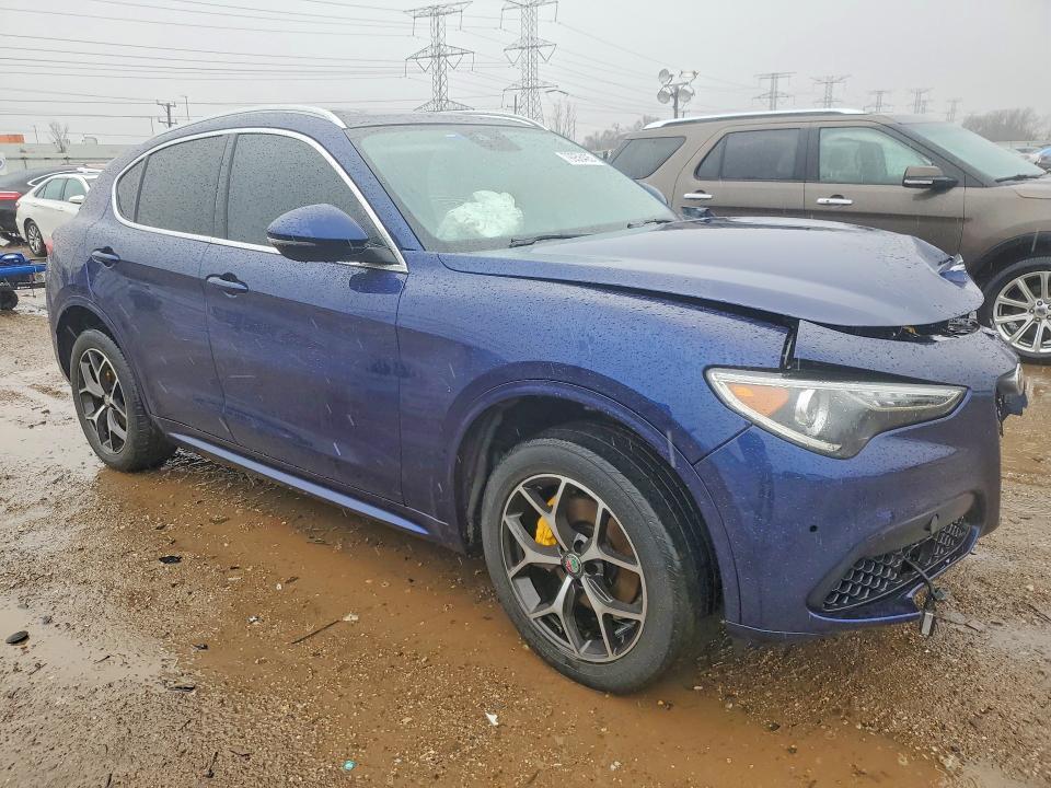2021 Alfa Romeo Stelvio ti