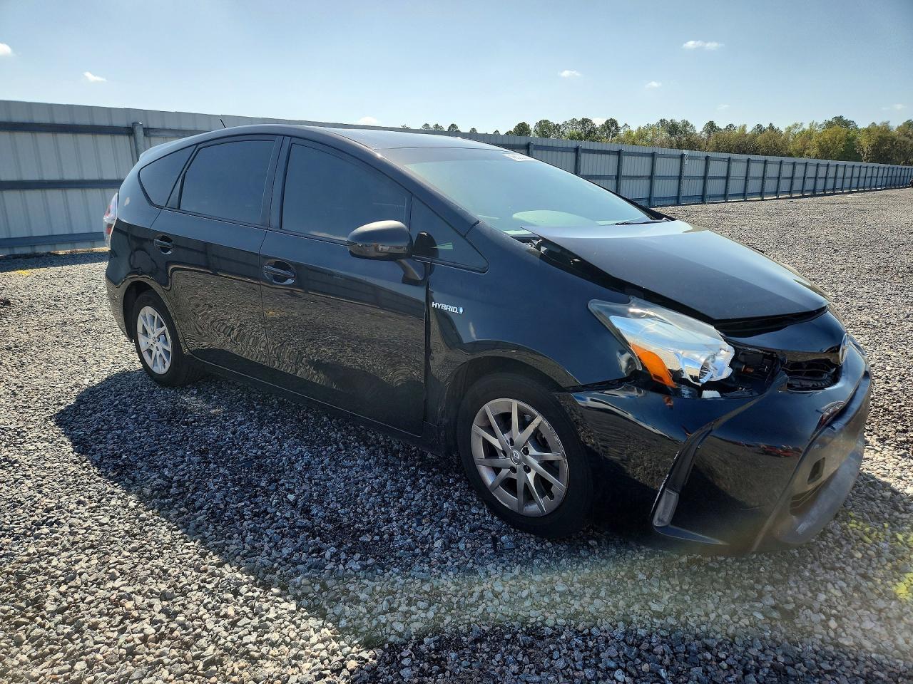 2015 Toyota Prius v Three