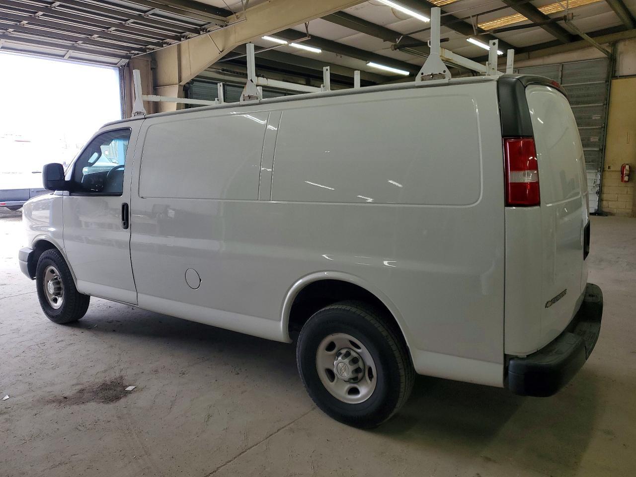 2021 Chevrolet Express G2500