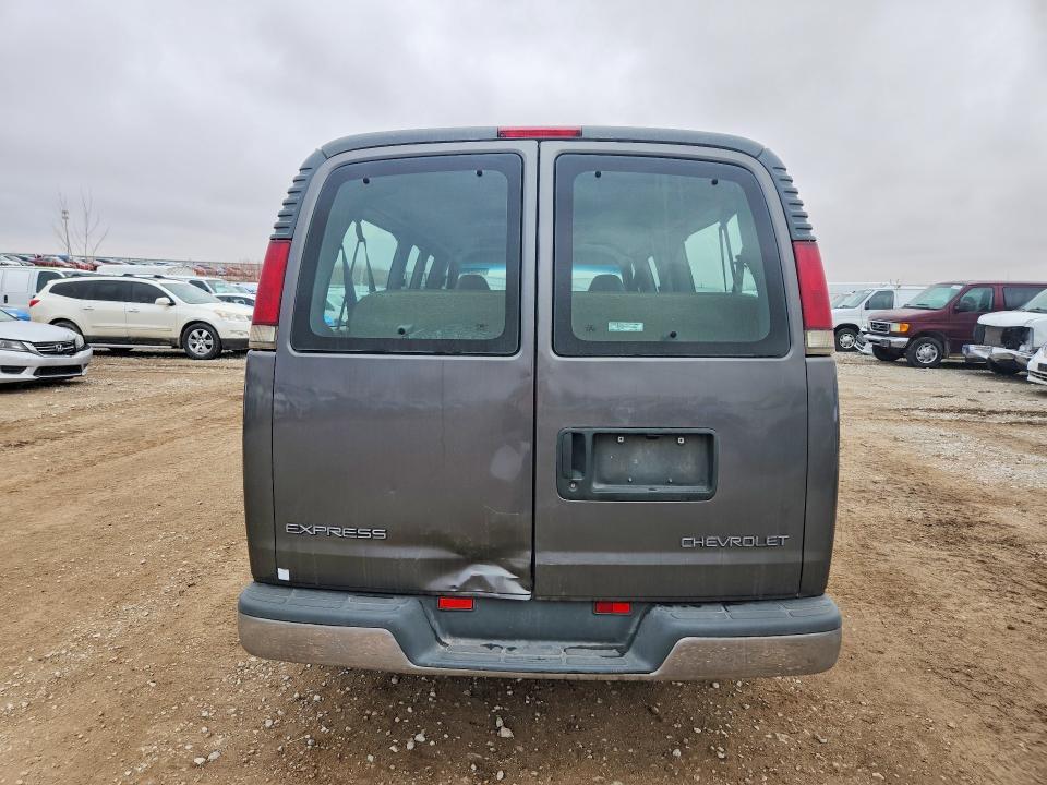 2000 Chevrolet Express G3500