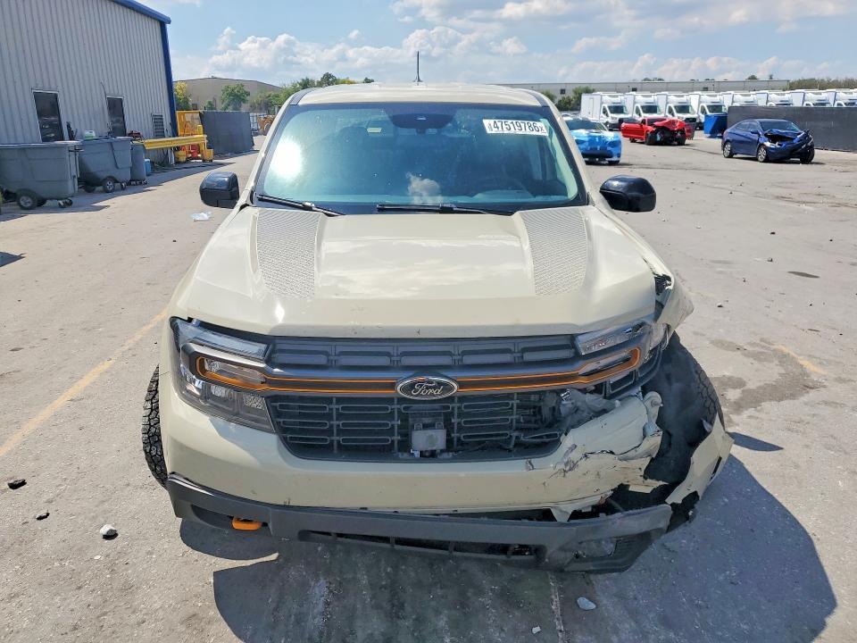 2024 Ford Maverick Lariat Tremor