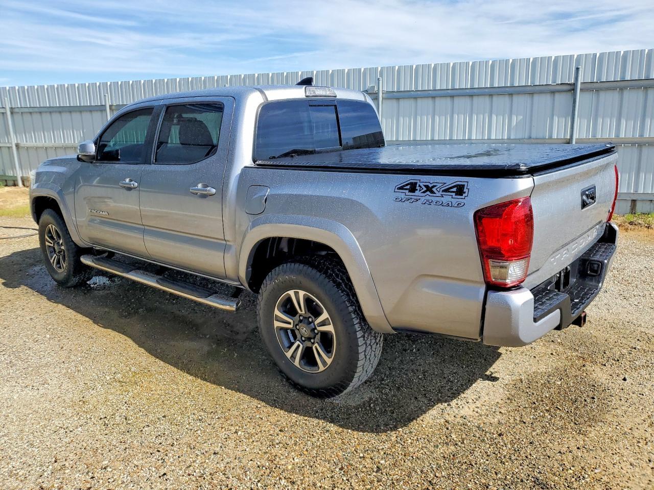 2017 Toyota Tacoma TRD Sport