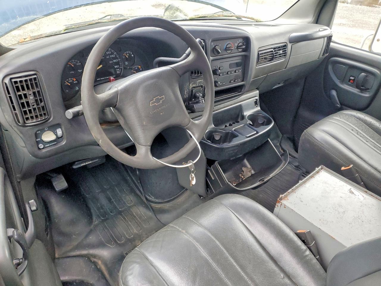 2002 Chev Express G3500