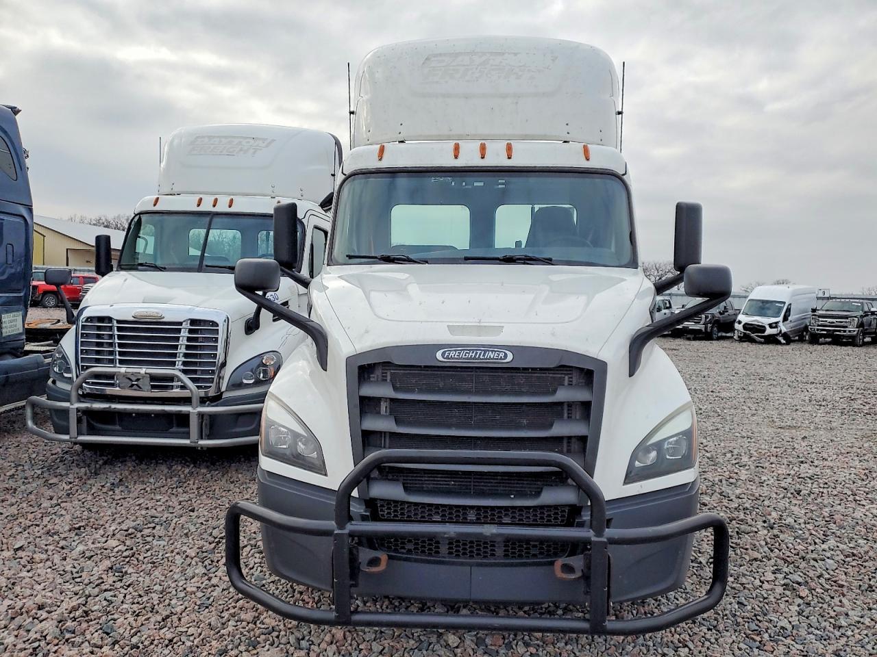 2019 Freightliner Cascadia 116 Semi Truck