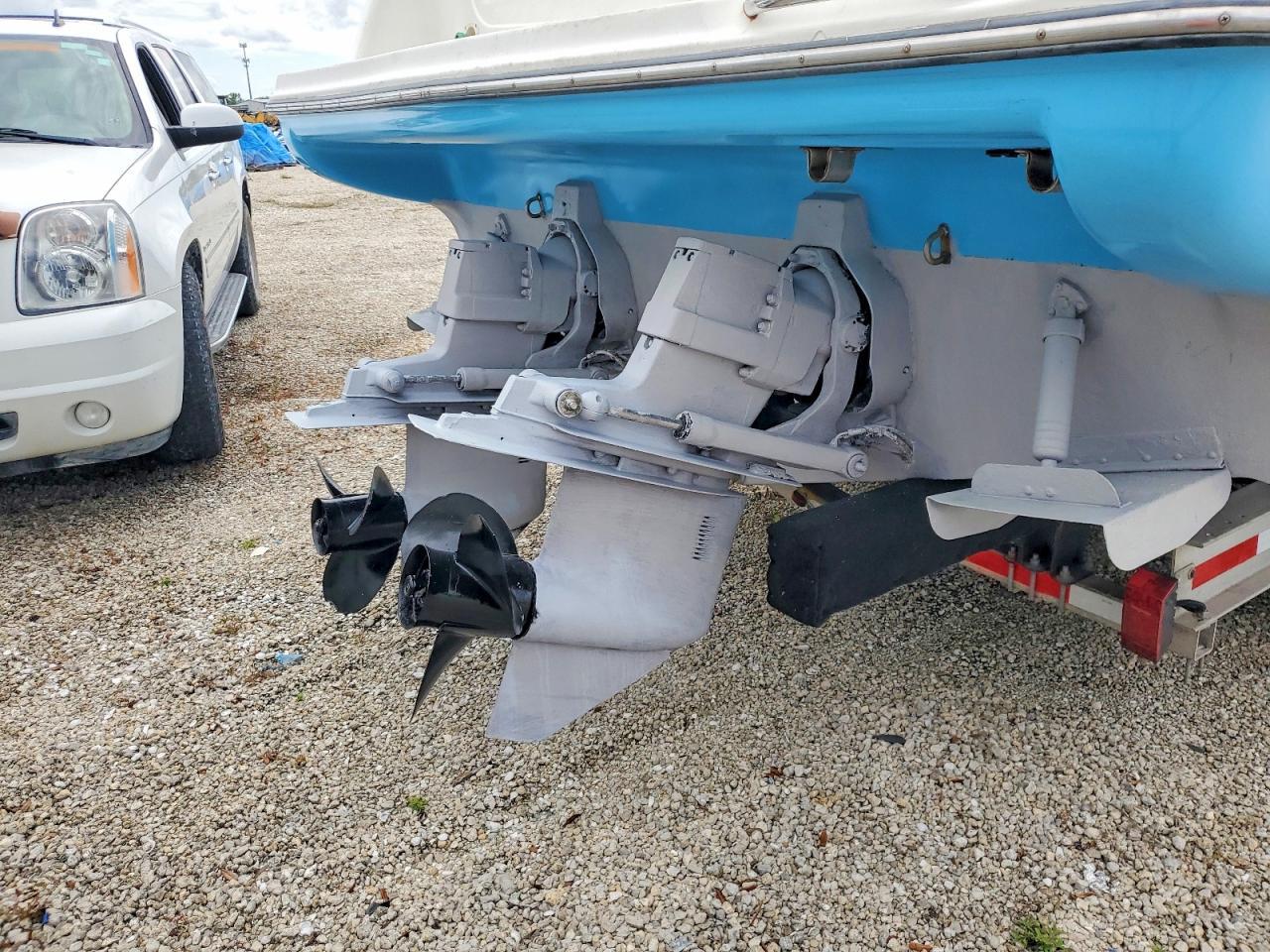 2000 Maxxo Boat
