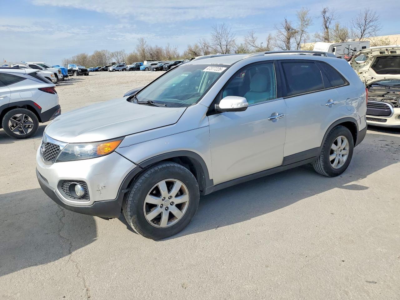 2012 KIA Sorento lx