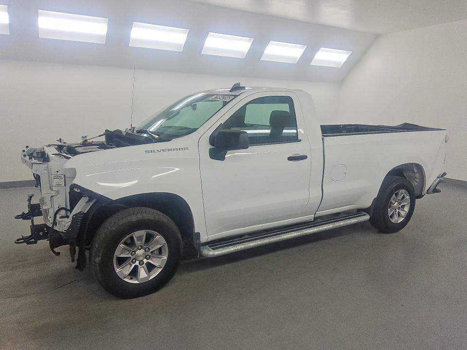 2025 Chevrolet Silverado C1500