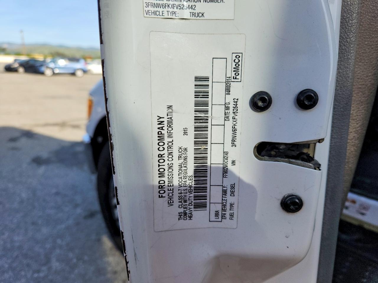 2015 Ford F650 Super Duty BOX Truck