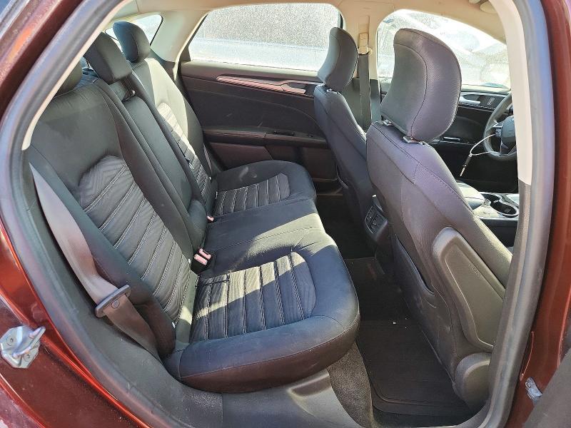 2016 Ford Fusion se