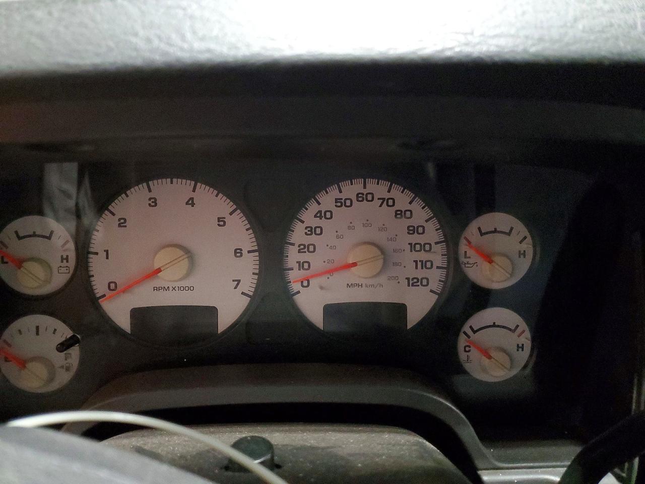 2004 Dodge RAM 1500 ST