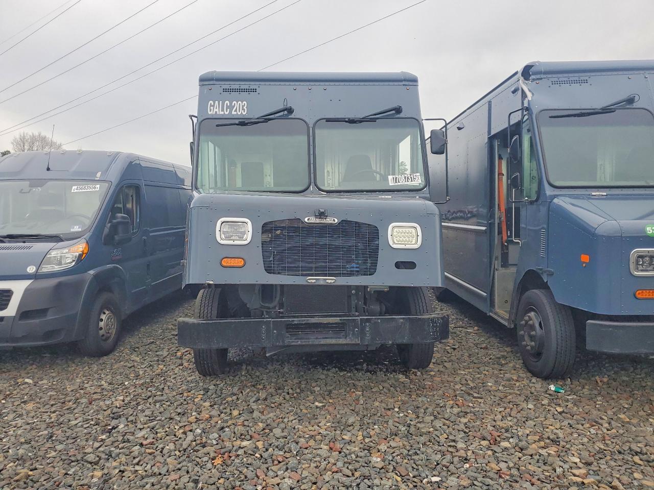 2021 Freightliner MT45G Chassis Delivery Truck