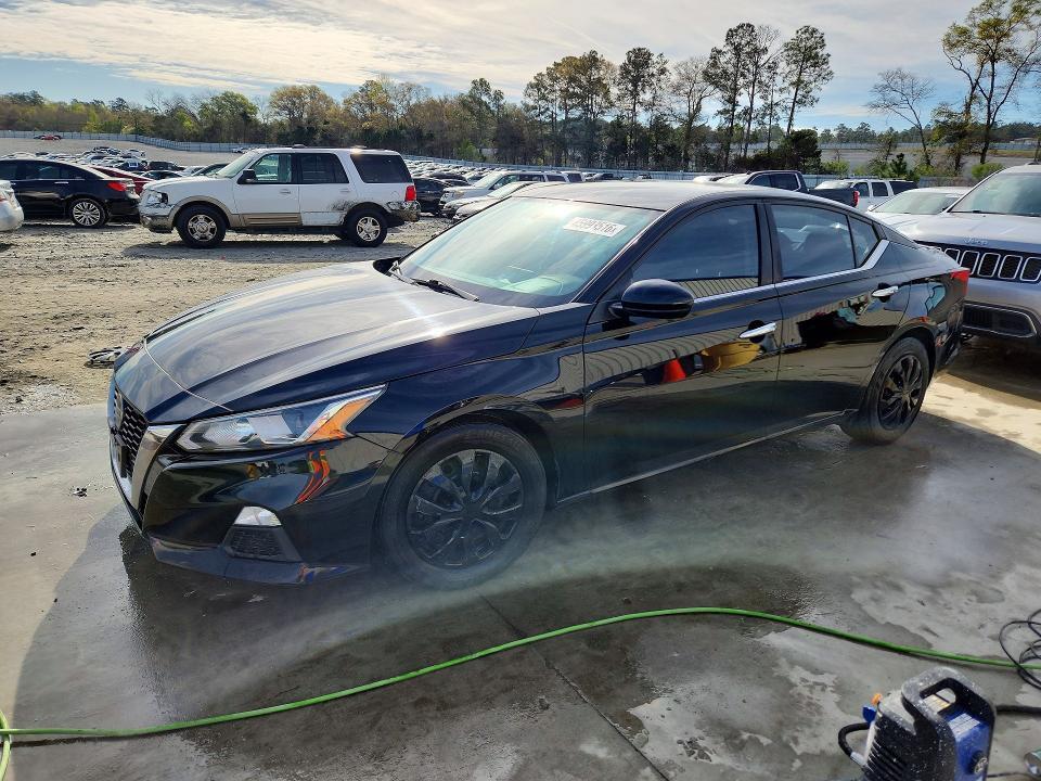 2020 Nissan Altima 2.5 s