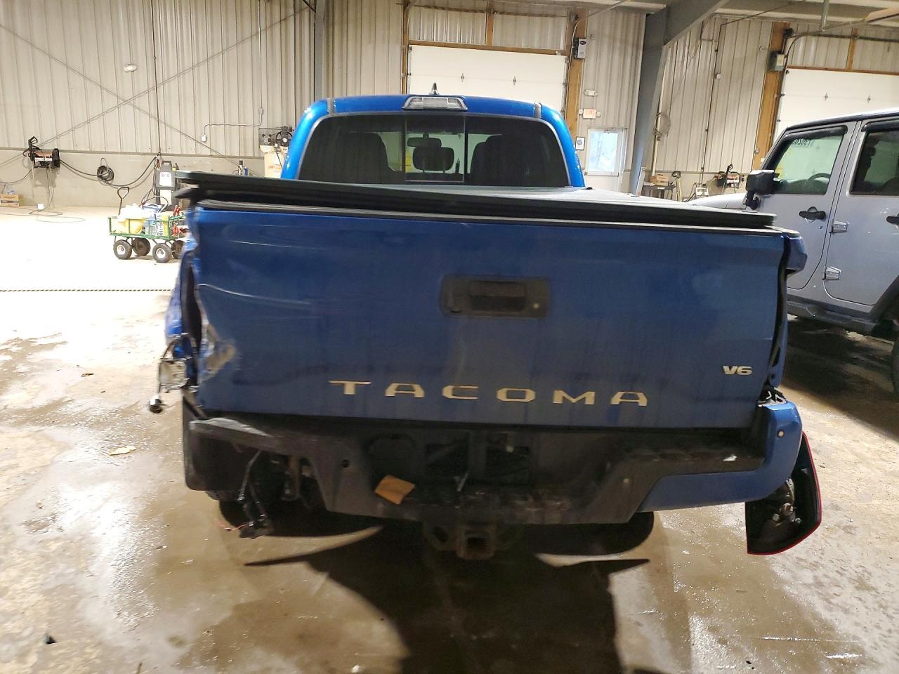 2017 Toyota Tacoma TRD Sport