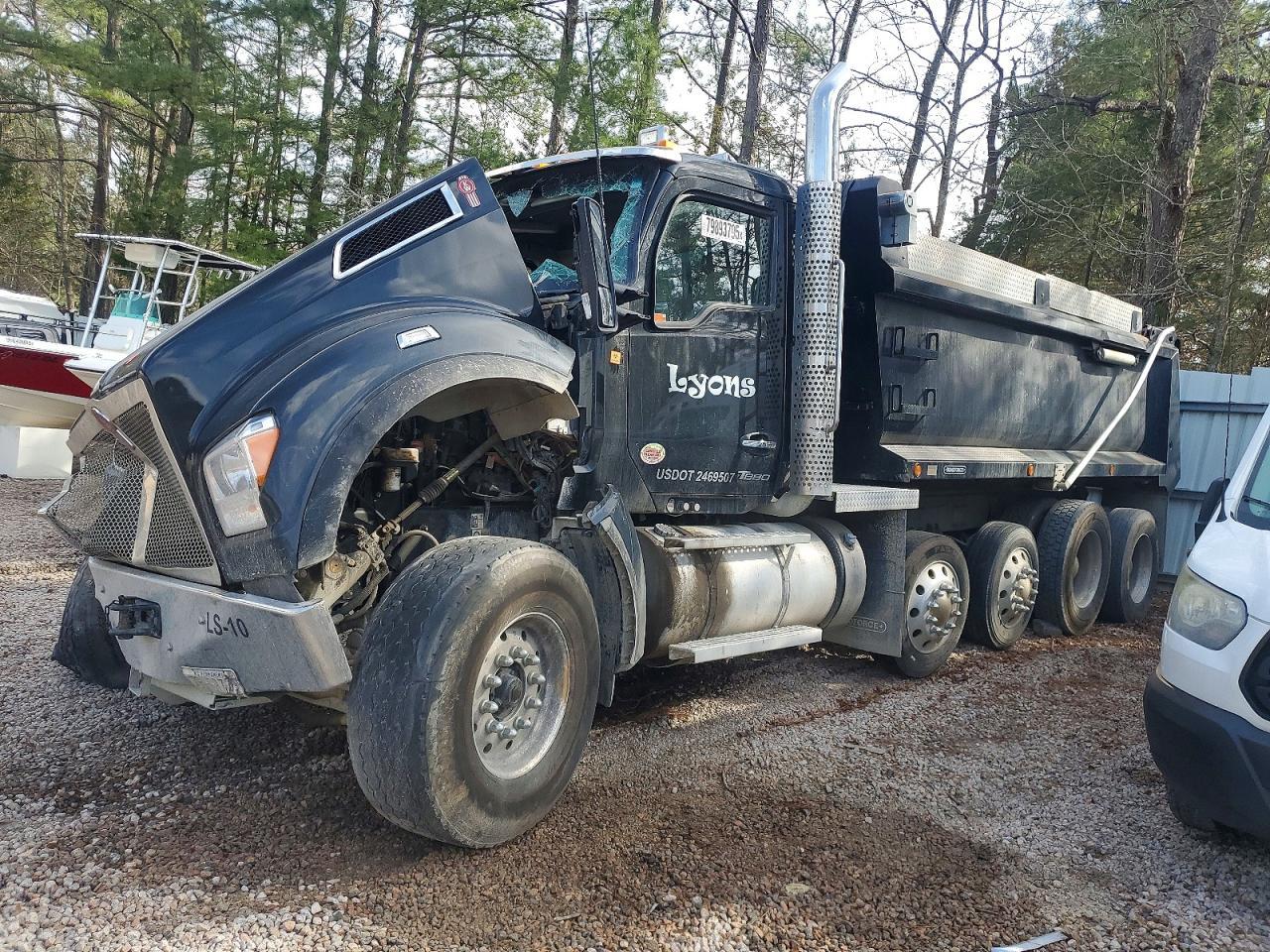 2025 Kenworth T880 Dump Truck