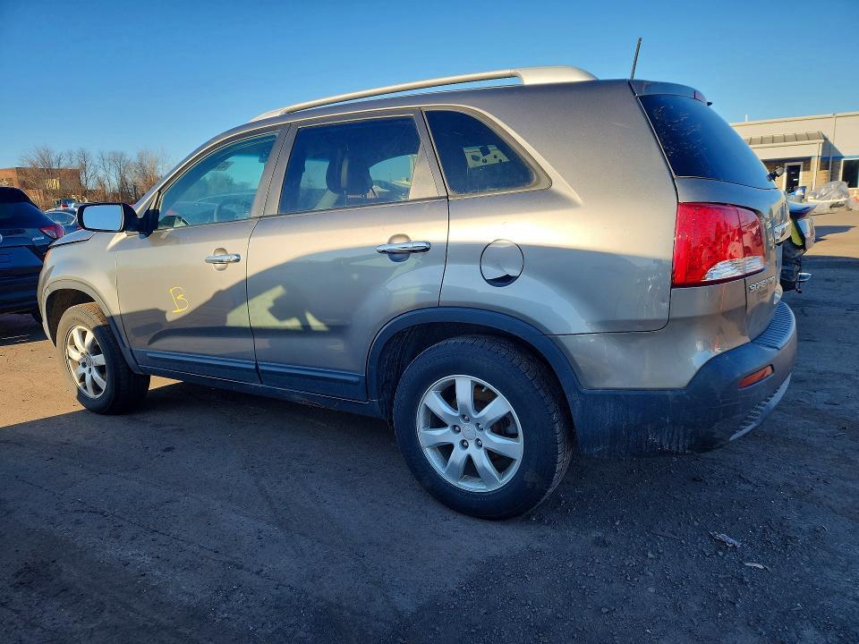 2011 KIA Sorento lx