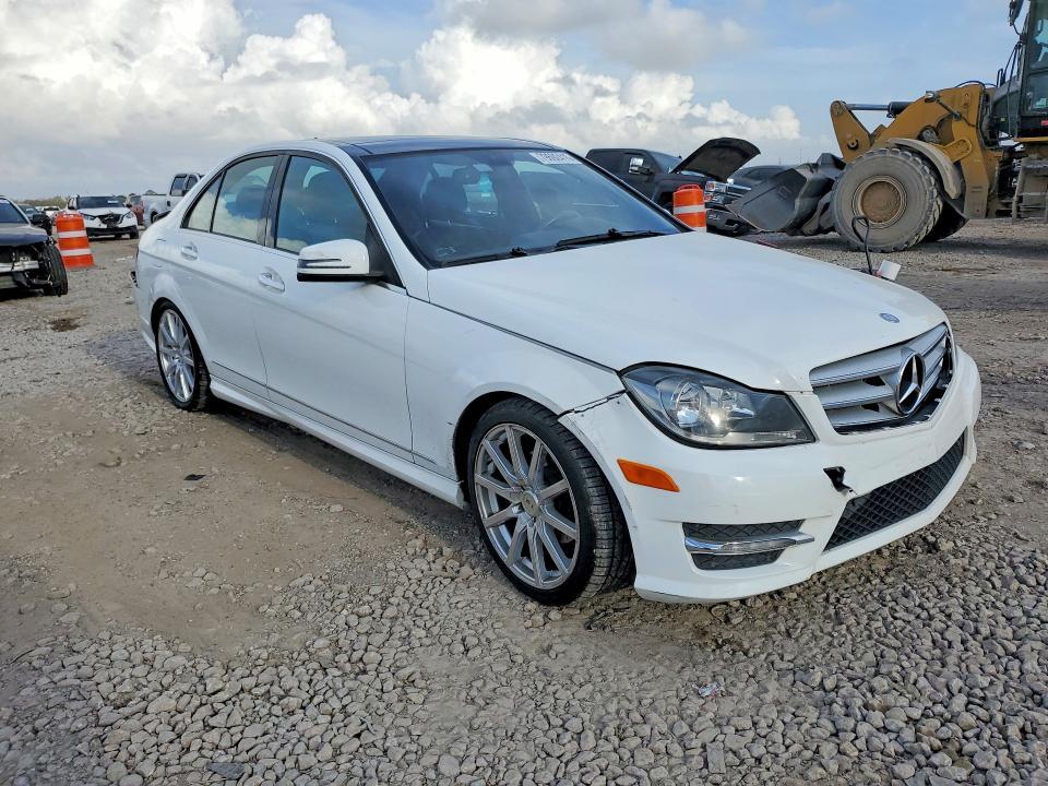 2013 Mercedes-Benz C 250