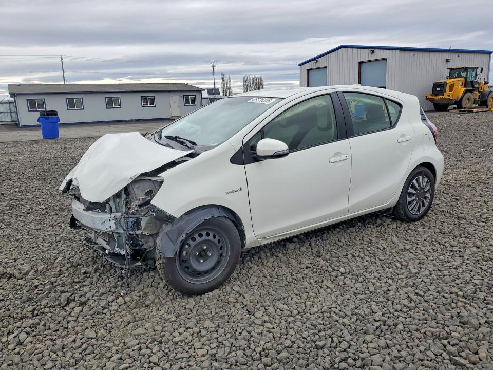 2015 Toyota Prius c one