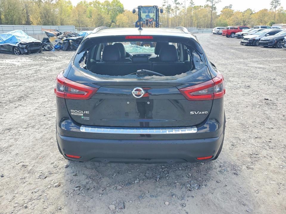 2022 Nissan Rogue Sport sv