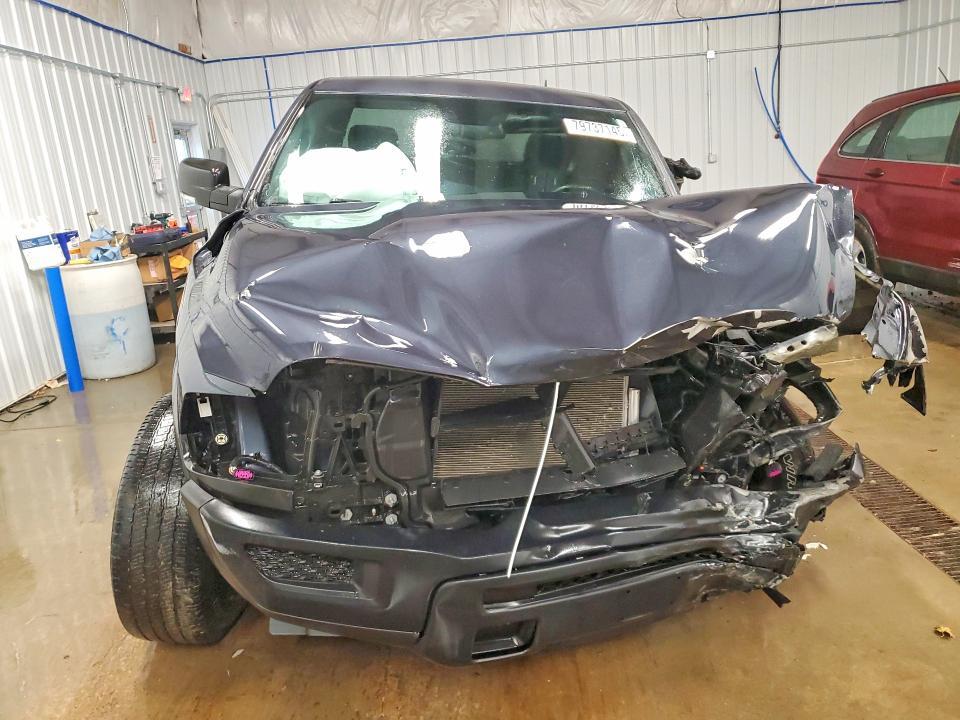 2021 Dodge RAM 1500 Classic SLT