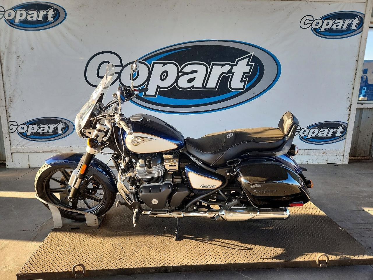 2024 Royal Enfield Super Meteor 650