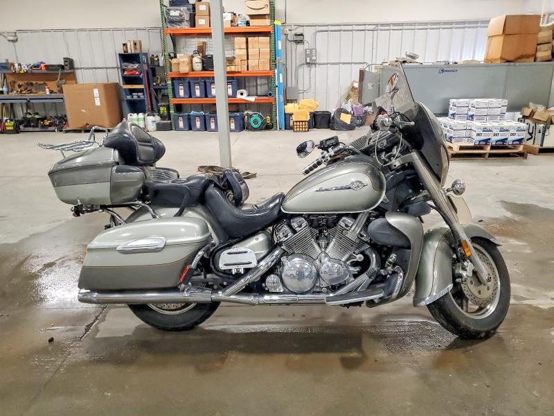 1999 Yamaha XVZ13 TF