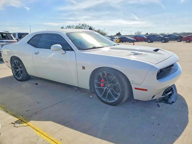 2021 Dodge Challenger r
