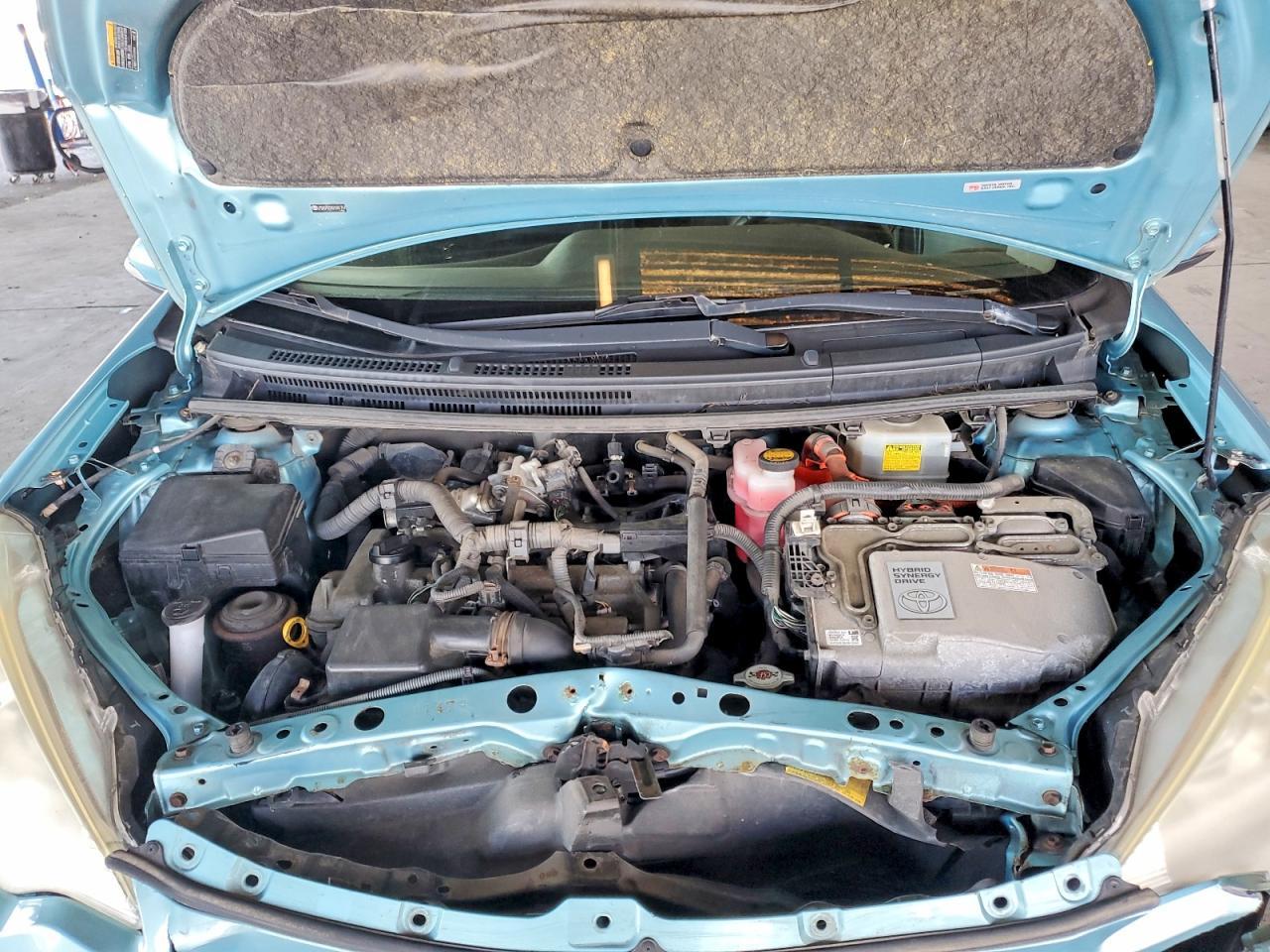 2013 Toyota Prius c Four