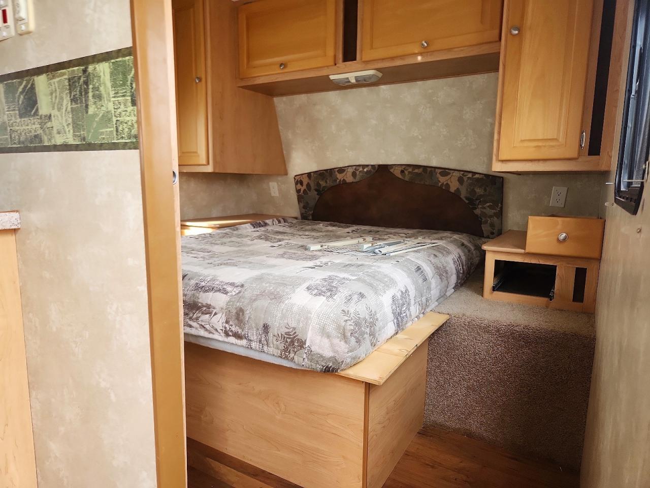 2008 Mvp Rv Summit Camper