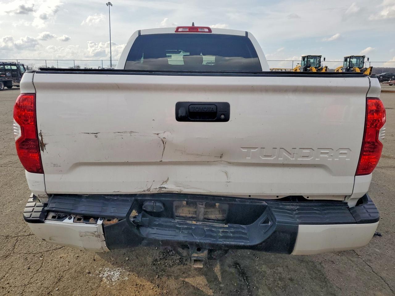2020 Toyota Tundra SR5