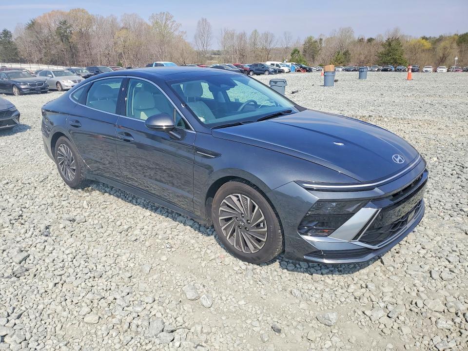 2026 Hyundai Sonata Hybrid sel