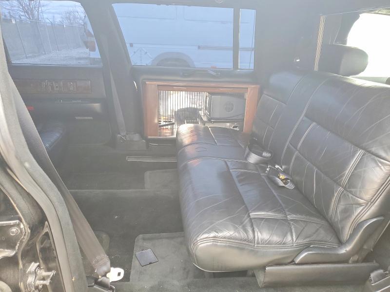 1996 Cadillac Fleetwood Base