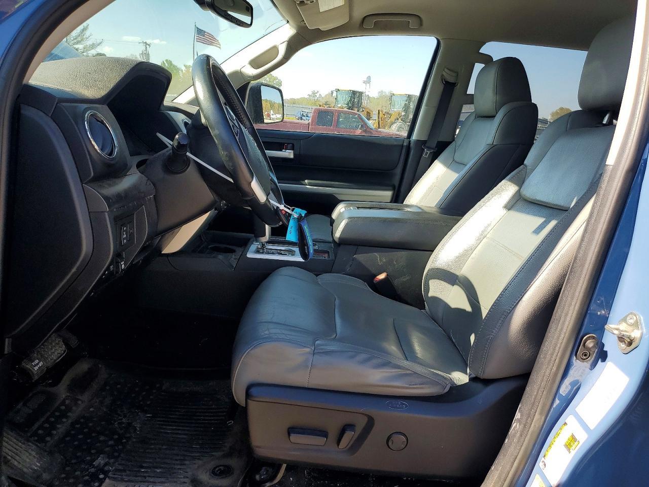 2020 Toyota Tundra SR5