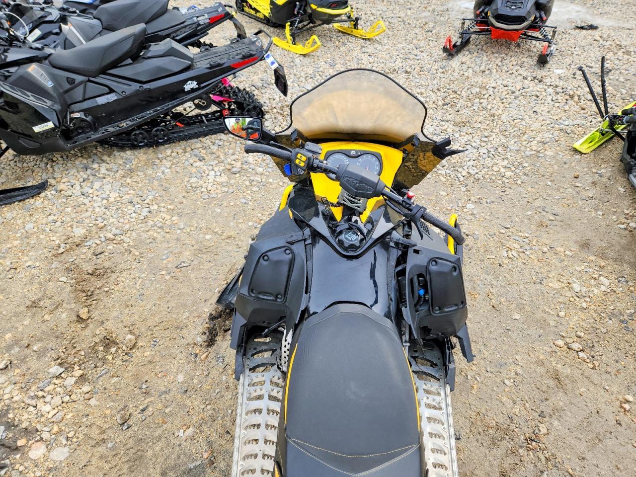 2013 Skidoo Renegade 550F Sport